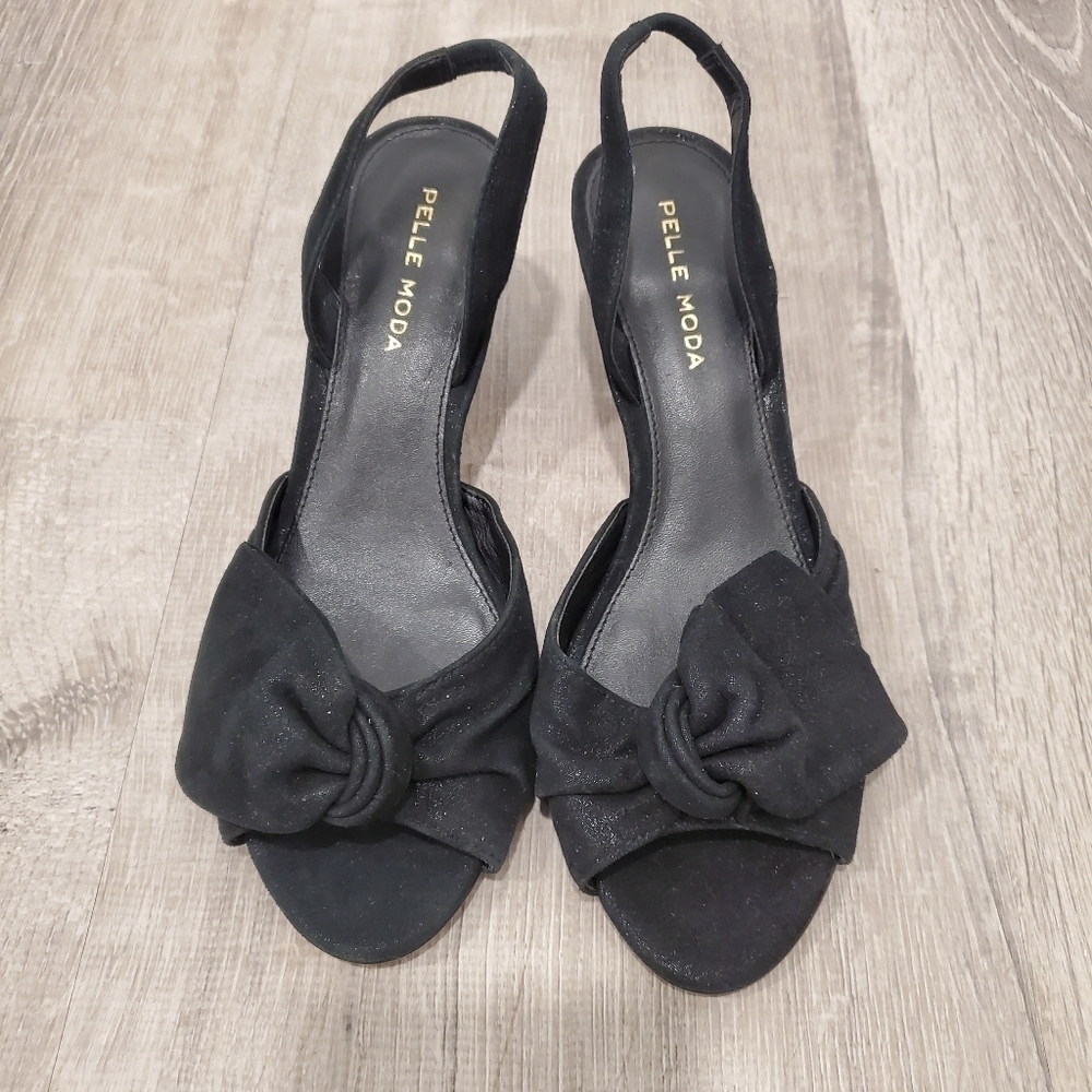 NEW Pelle Moda Black Leather Shimmer Sandals